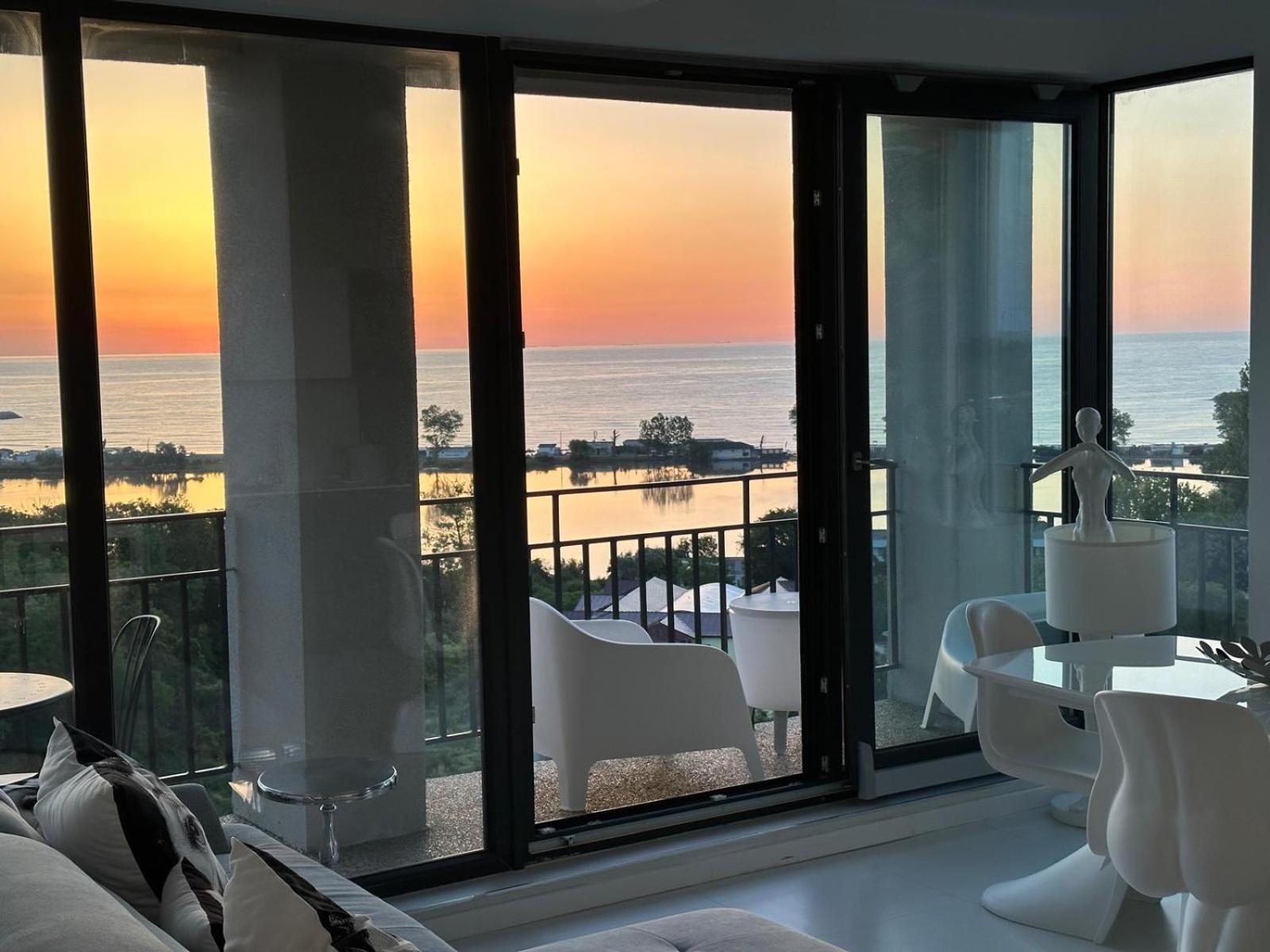 Donna Alba Seaview Penthouse, Casa Ta De Pe Plaja Lejlighed Neptun Eksteriør billede