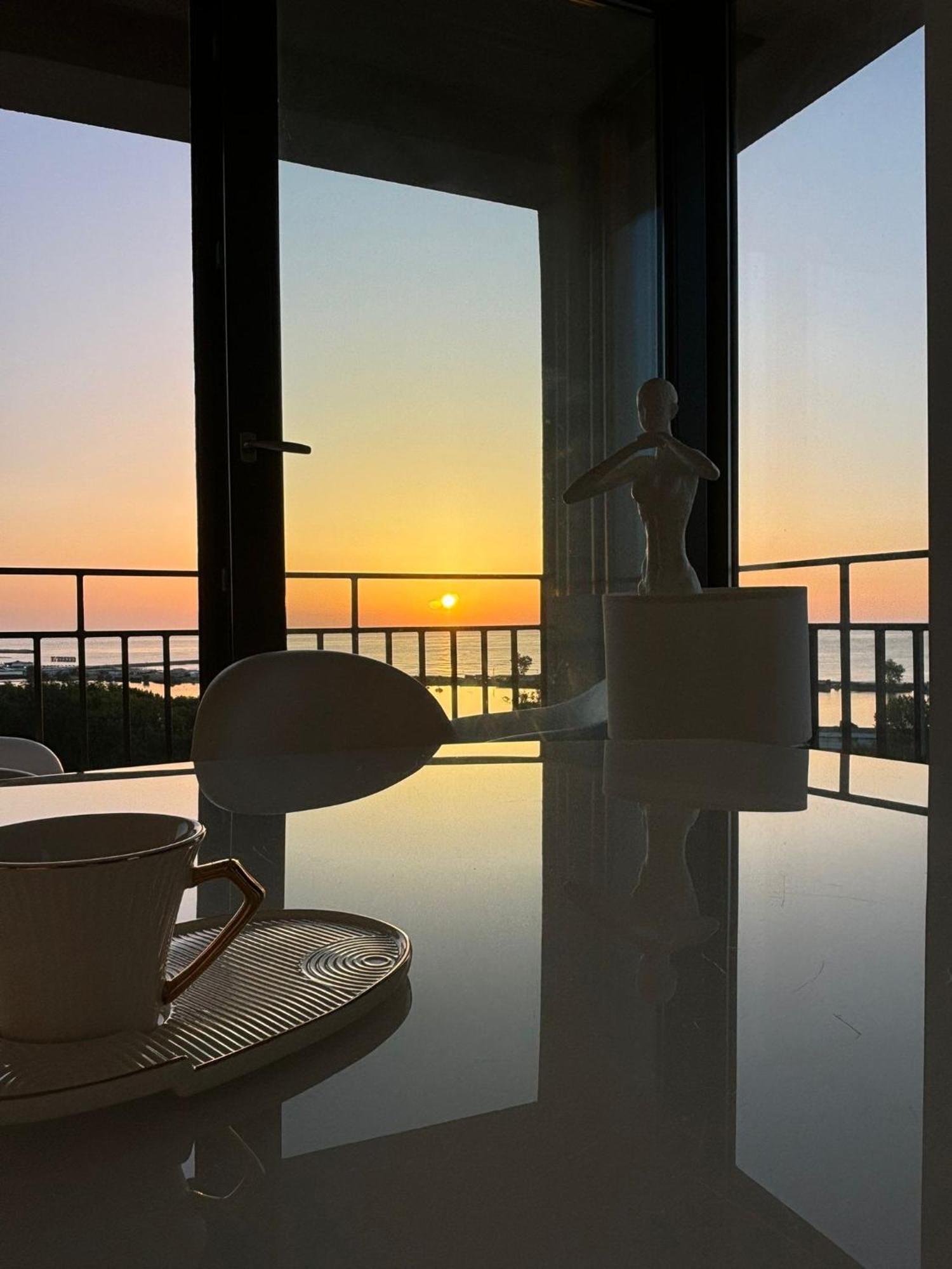 Donna Alba Seaview Penthouse, Casa Ta De Pe Plaja Lejlighed Neptun Eksteriør billede