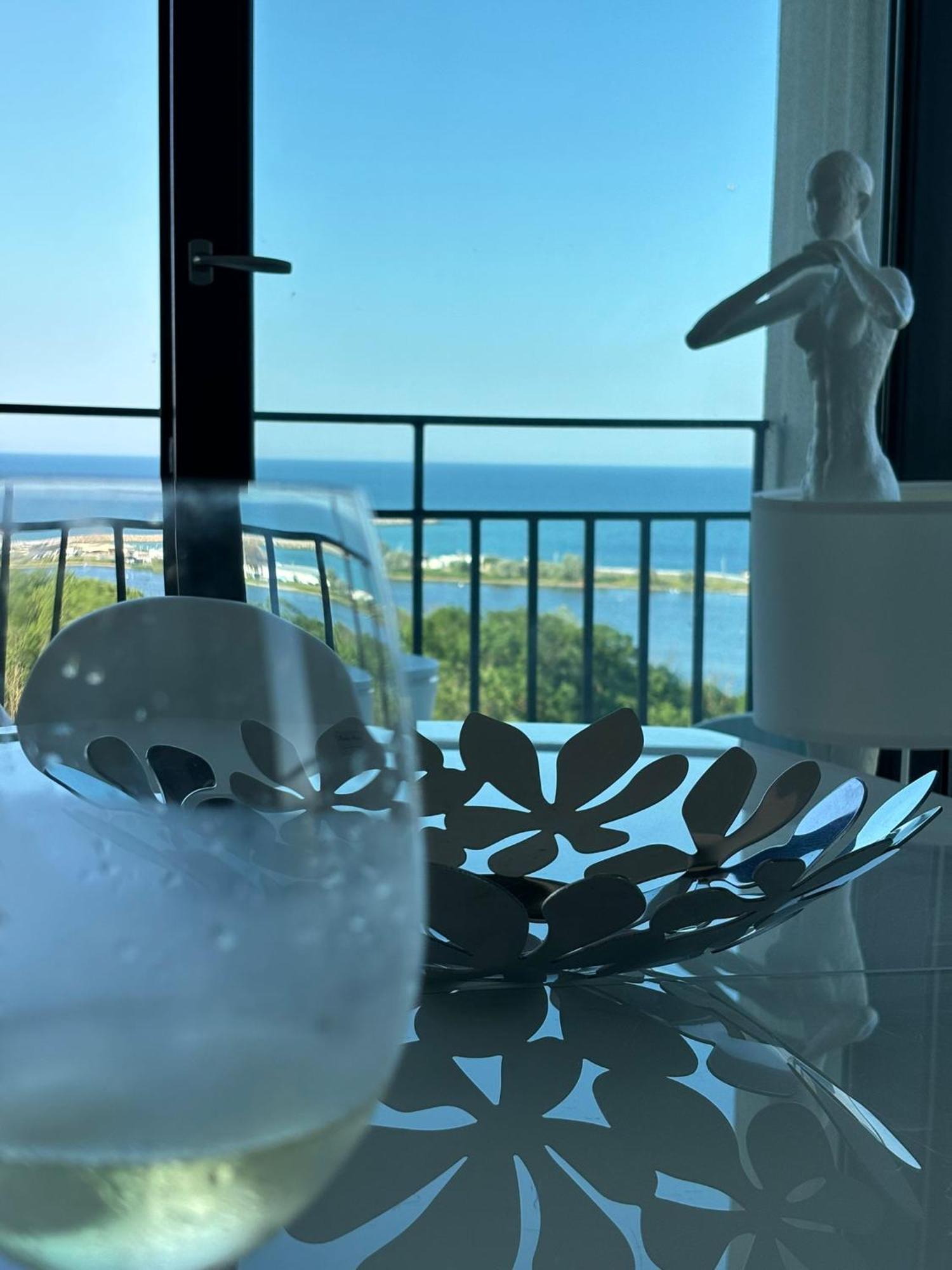 Donna Alba Seaview Penthouse, Casa Ta De Pe Plaja Lejlighed Neptun Eksteriør billede