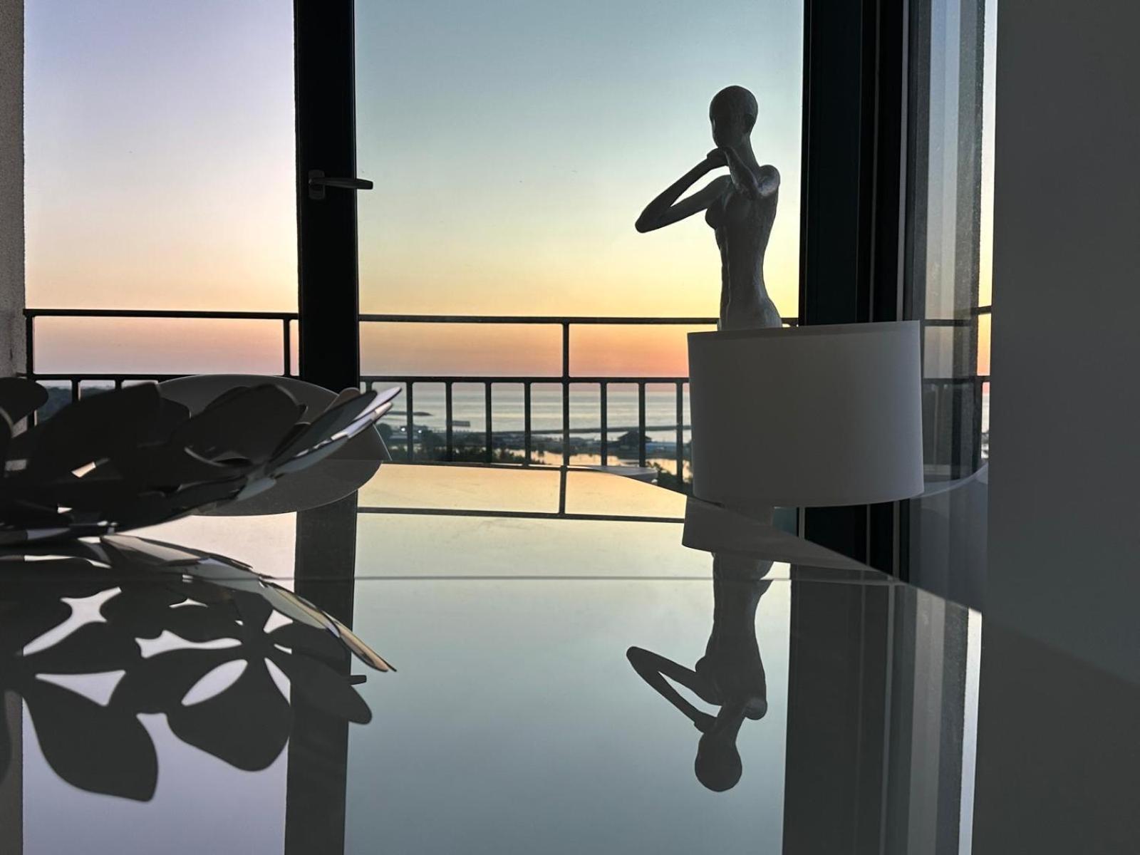 Donna Alba Seaview Penthouse, Casa Ta De Pe Plaja Lejlighed Neptun Eksteriør billede